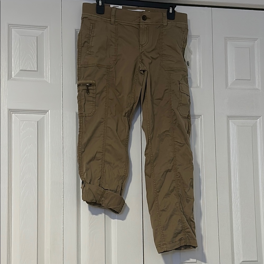 Women’s Tan Cargo Pants